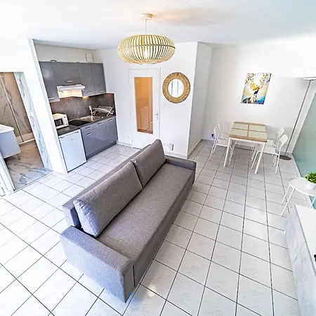 Appartement Cosy Avec Balcony And Garage-Charpennes Villeurbanne Extérieur photo